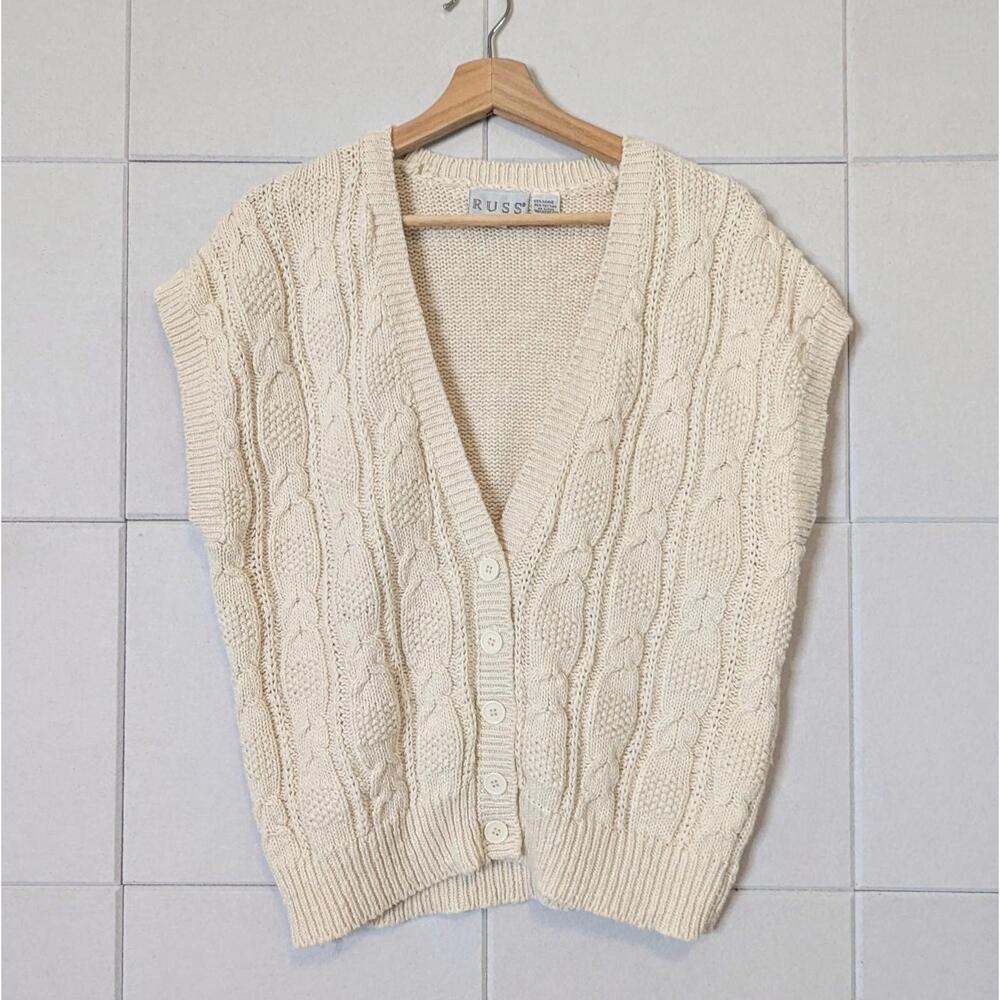 Vintage 90s chunky cable knit button front sweater vest
